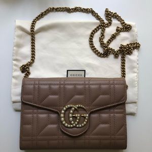 Gucci GG Mini Marmont Chain Matelasse Pearl Clutch